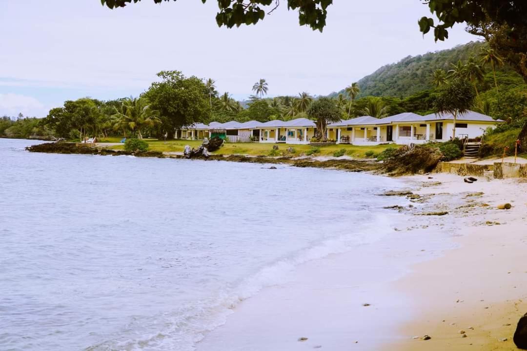 Blue Bay Resort Port Vila Esterno foto