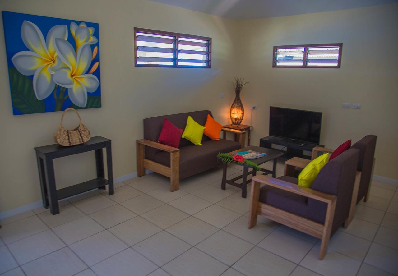 Blue Bay Resort Port Vila Esterno foto