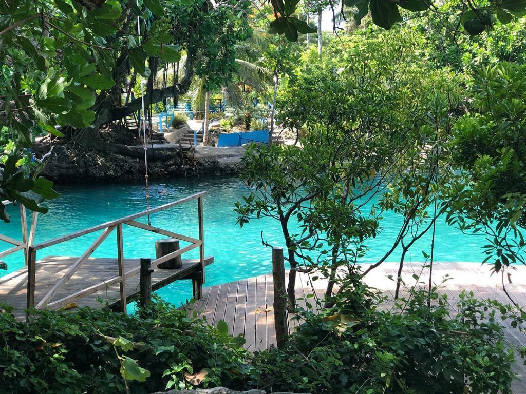 Blue Bay Resort Port Vila Esterno foto