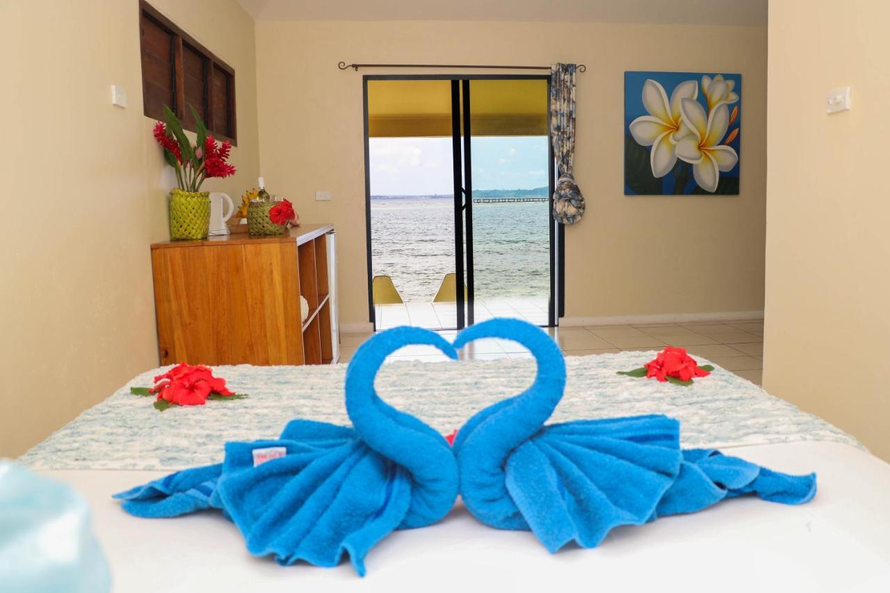 Blue Bay Resort Port Vila Esterno foto